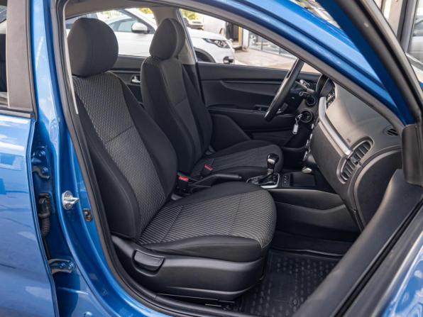 Kia Rio IV с пробегом 2017 года, цена 1 249 000 рублей, 130332 км, седан, Автокод Объявления