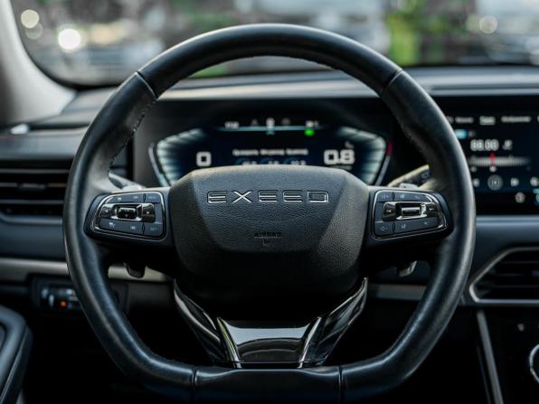 Exeed TXL I Рестайлинг 2 с пробегом 2023 года, цена 2 300 000 рублей, 61797 км, внедорожник, Автокод Объявления