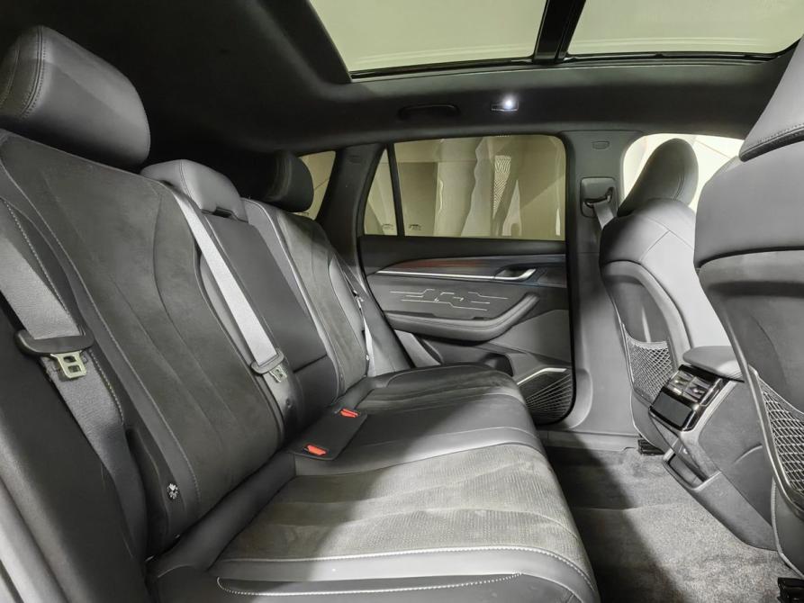 Geely Monjaro I Москва  - изображение 16