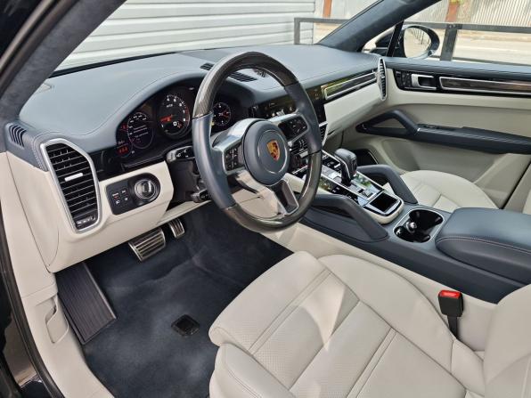 Porsche Cayenne III с пробегом 2022 года, цена 14 990 000 рублей, 17215 км, внедорожник, Автокод Объявления