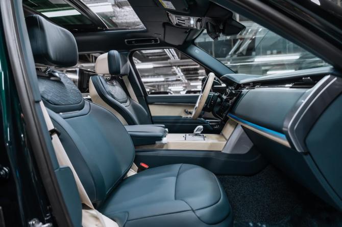 Новый Land Rover Range Rover V 2026 года, цена 38 500 000 рублей, внедорожник, Автокод Объявления