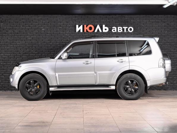 Mitsubishi Pajero IV Рестайлинг 1 с пробегом 2012 года, цена 2 080 000 рублей, 251478 км, внедорожник, Автокод Объявления
