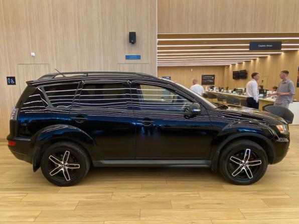Mitsubishi Outlander II Рестайлинг с пробегом 2011 года, цена 908 000 рублей, 243690 км, внедорожник, Автокод Объявления