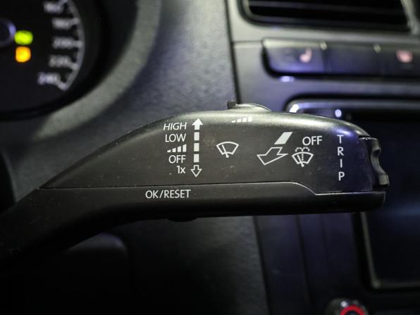 Volkswagen Polo V с пробегом 2015 года, цена 765 000 рублей, 184230 км, седан, Автокод Объявления