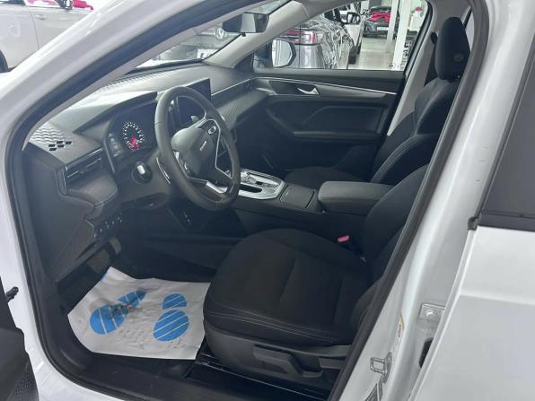 Haval Jolion I Рестайлинг с пробегом 2024 года, цена 2 070 000 рублей, 33000 км, внедорожник, Автокод Объявления