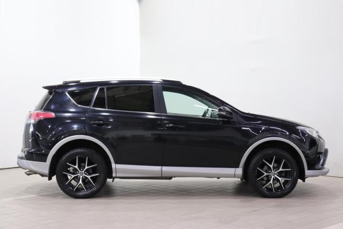 Toyota RAV4 IV (XA40) Рестайлинг с пробегом 2017 года, цена 2 530 000 рублей, 123105 км, внедорожник, Автокод Объявления