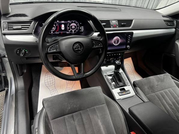 Skoda Superb III Рестайлинг с пробегом 2019 года, цена 2 700 000 рублей, 108063 км, лифтбек, Автокод Объявления