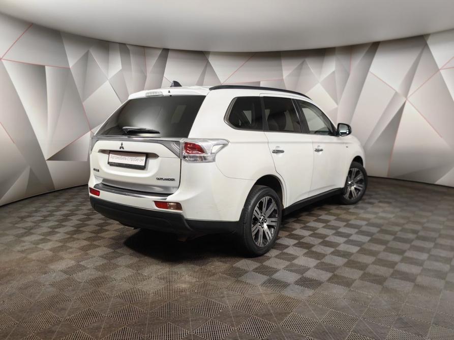 Mitsubishi Outlander III Москва  - изображение 2