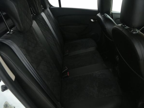 Renault Sandero II Рестайлинг с пробегом 2021 года, цена 1 225 000 рублей, 99500 км, хэтчбек, Автокод Объявления