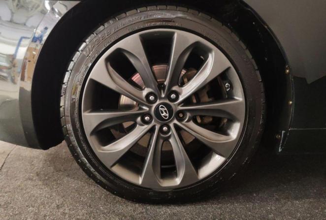 Hyundai Sonata VI (YF) с пробегом 2012 года, цена 1 190 000 рублей, 258842 км, седан, Автокод Объявления