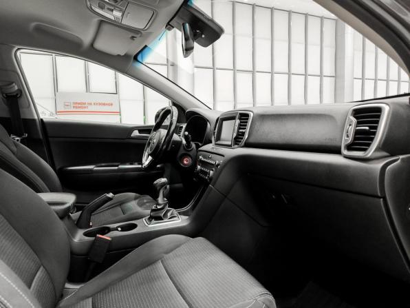 Kia Sportage IV с пробегом 2018 года, цена 1 750 000 рублей, 221050 км, внедорожник, Автокод Объявления
