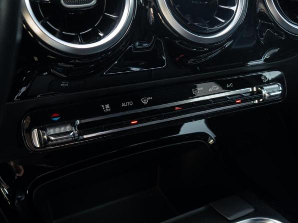 Mercedes-Benz A-Класс IV (W177) с пробегом 2019 года, цена 2 000 000 рублей, 136148 км, хэтчбек, Автокод Объявления