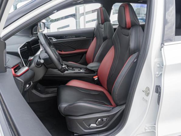 Geely Coolray I Рестайлинг с пробегом 2024 года, цена 2 199 000 рублей, 19779 км, внедорожник, Автокод Объявления