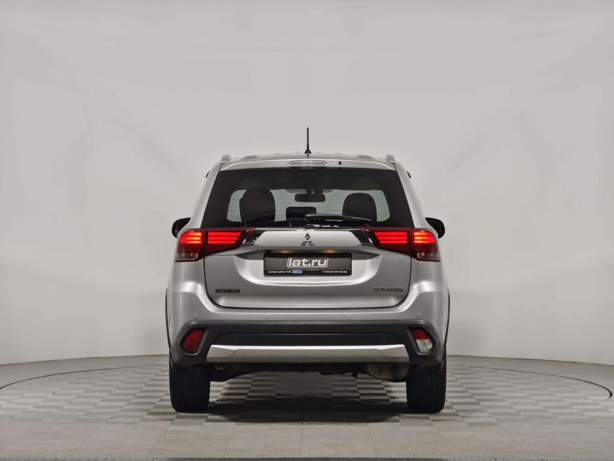 Mitsubishi Outlander III Рестайлинг 2 Санкт-Петербург  - изображение 6