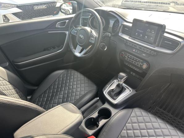 Kia Ceed III с пробегом 2019 года, цена 1 699 000 рублей, 101169 км, хэтчбек, Автокод Объявления