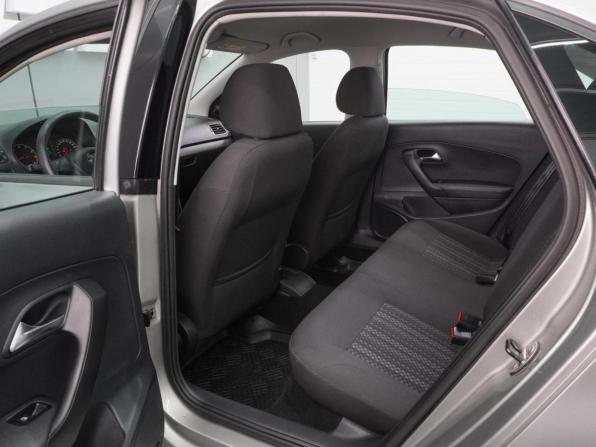 Volkswagen Polo V Рестайлинг с пробегом 2019 года, цена 1 340 000 рублей, 39892 км, седан, Автокод Объявления