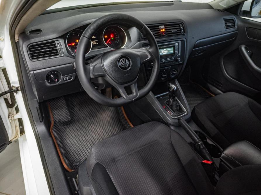 Volkswagen Jetta VI Рестайлинг Челябинск  - изображение 12