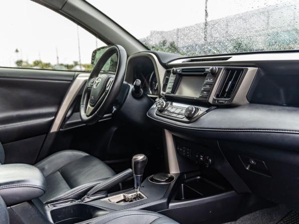 Toyota RAV4 IV (XA40) с пробегом 2013 года, цена 2 215 000 рублей, 82358 км, внедорожник, Автокод Объявления