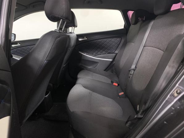 Hyundai Solaris I с пробегом 2013 года, цена 525 000 рублей, 186792 км, седан, Автокод Объявления