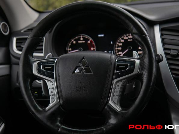 Mitsubishi Pajero Sport III с пробегом 2017 года, цена 2 800 000 рублей, 211035 км, внедорожник, Автокод Объявления