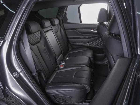 Hyundai Santa Fe IV Рестайлинг с пробегом 2021 года, цена 3 880 000 рублей, 49081 км, внедорожник, Автокод Объявления