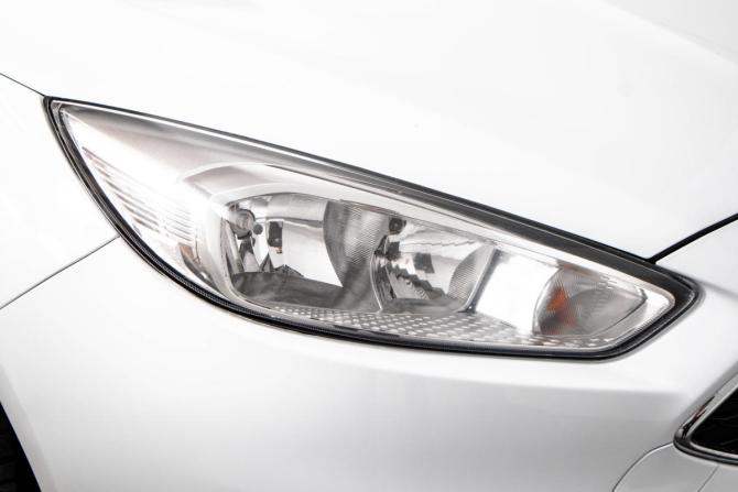 Ford Focus III Рестайлинг с пробегом 2018 года, цена 999 000 рублей, 180000 км, хэтчбек, Автокод Объявления