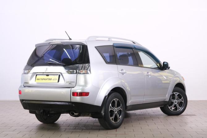 Mitsubishi Outlander II с пробегом 2007 года, цена 1 229 000 рублей, 240000 км, внедорожник, Автокод Объявления
