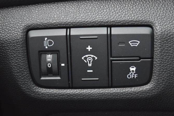 Hyundai Creta I с пробегом 2020 года, цена 1 630 000 рублей, 126038 км, внедорожник, Автокод Объявления