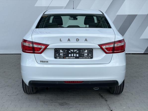 Lada (ВАЗ) Vesta I с пробегом 2019 года, цена 999 000 рублей, 32691 км, седан, Автокод Объявления