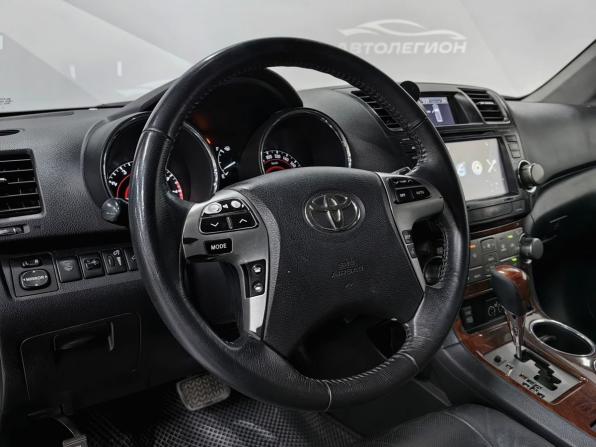 Toyota Highlander II (XU40) Рестайлинг с пробегом 2011 года, цена 2 125 000 рублей, 319030 км, внедорожник, Автокод Объявления