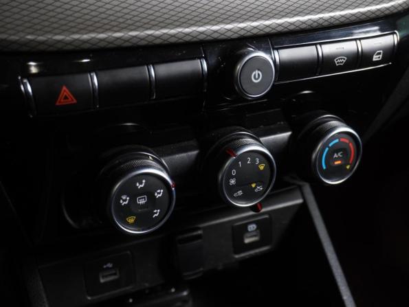 Lada (ВАЗ) Vesta I Рестайлинг (NG) с пробегом 2023 года, цена 1 279 000 рублей, 81226 км, седан, Автокод Объявления