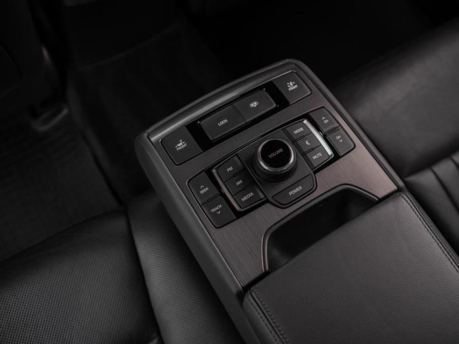Hyundai Genesis II Сочи  - изображение 24