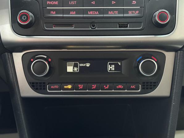 Volkswagen Polo V Рестайлинг с пробегом 2017 года, цена 1 145 000 рублей, 109039 км, седан, Автокод Объявления