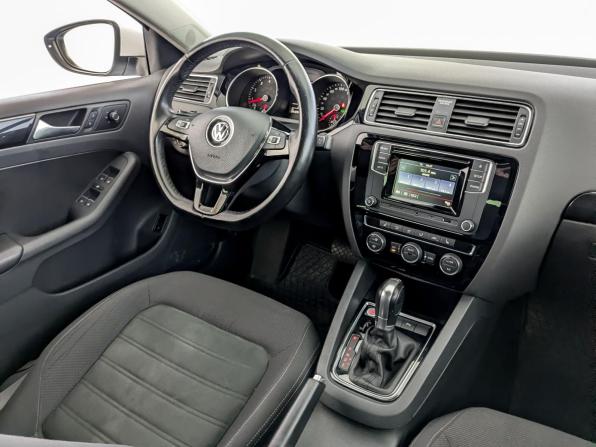 Volkswagen Jetta VI Рестайлинг с пробегом 2016 года, цена 1 490 000 рублей, 81427 км, седан, Автокод Объявления