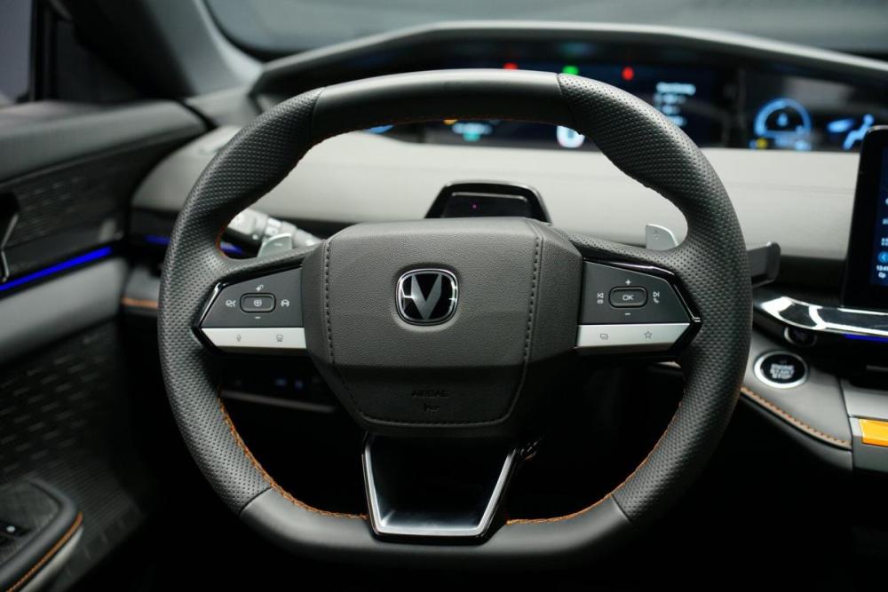 Changan UNI-V I Крым  - изображение 13