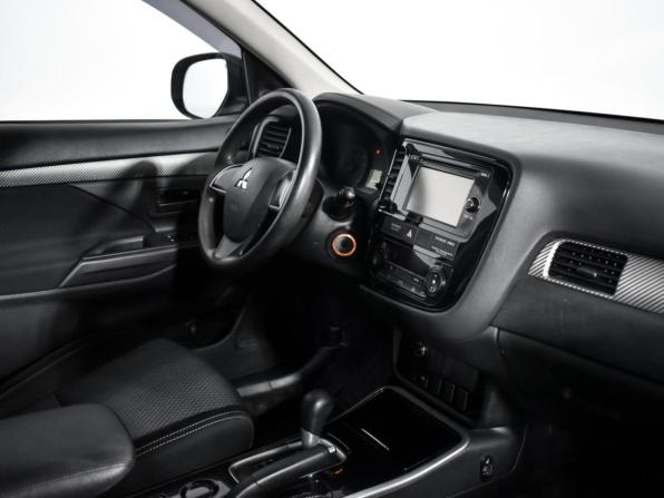 Mitsubishi Outlander III Рестайлинг 2 с пробегом 2018 года, цена 1 410 000 рублей, 183732 км, внедорожник, Автокод Объявления