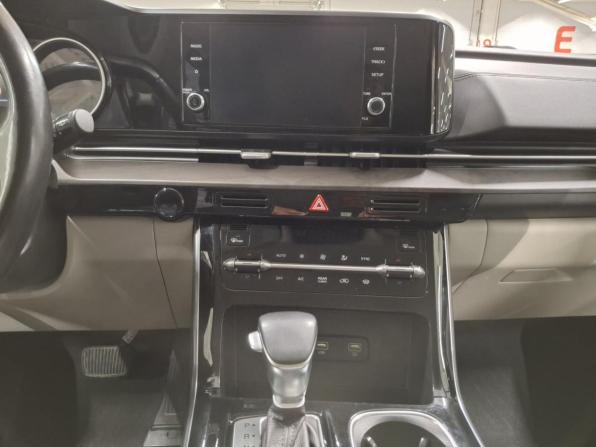 Kia Carnival IV с пробегом 2021 года, цена 3 260 000 рублей, 124392 км, минивэн, Автокод Объявления