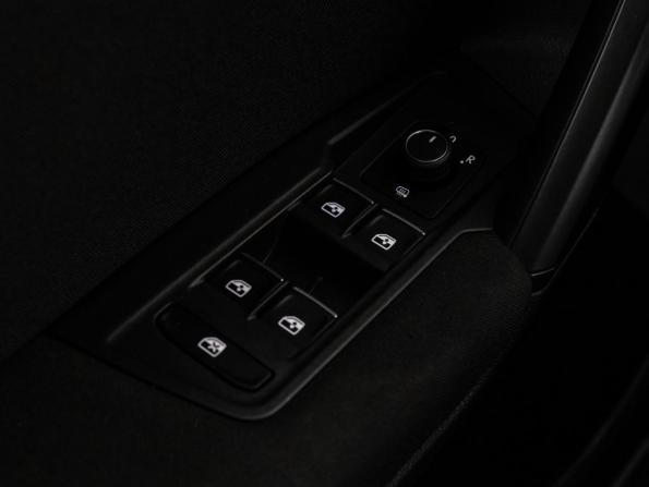 Volkswagen Tiguan II с пробегом 2017 года, цена 2 049 000 рублей, 143491 км, внедорожник, Автокод Объявления