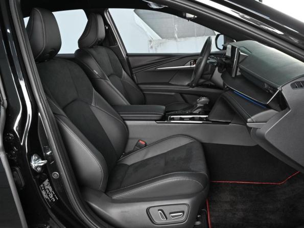 Toyota Camry IX (XV80) China Market с пробегом 2026 года, цена 4 489 000 рублей, 70 км, седан, Автокод Объявления