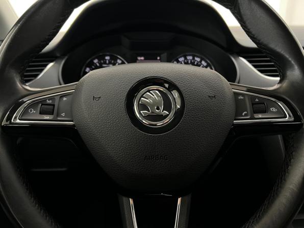 Skoda Octavia III (A7) с пробегом 2017 года, цена 1 670 000 рублей, 152224 км, лифтбек, Автокод Объявления