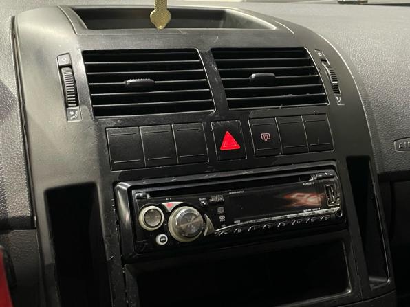 Volkswagen Polo IV Рестайлинг с пробегом 2006 года, цена 228 000 рублей, 203776 км, хэтчбек, Автокод Объявления