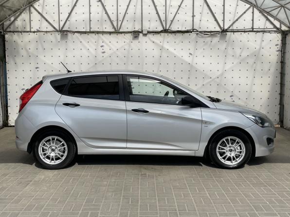 Hyundai Solaris I Рестайлинг с пробегом 2015 года, цена 1 030 000 рублей, 79683 км, хэтчбек, Автокод Объявления