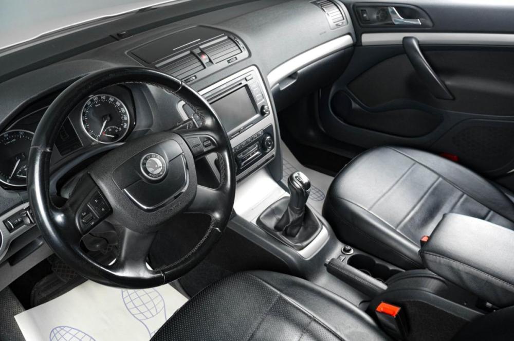 Skoda Octavia II (A5) Рестайлинг Тюмень  - изображение 8