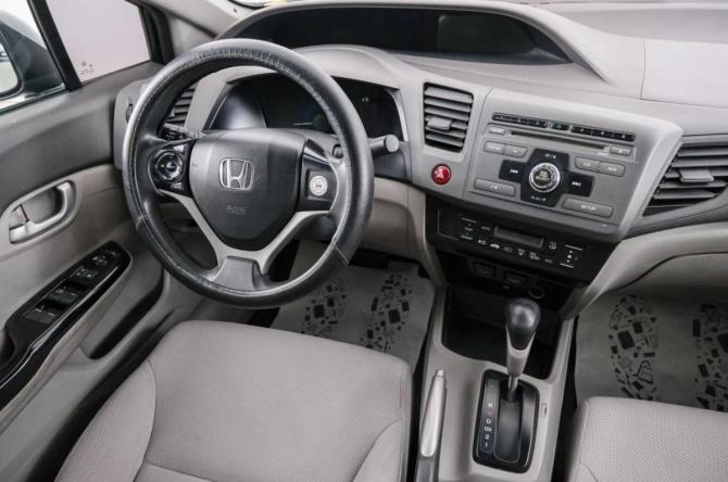 Honda Civic IX с пробегом 2012 года, цена 1 199 000 рублей, 235150 км, седан, Автокод Объявления