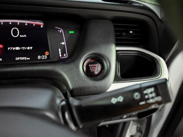 Honda Fit IV с пробегом 2021 года, цена 1 300 000 рублей, 97091 км, хэтчбек, Автокод Объявления