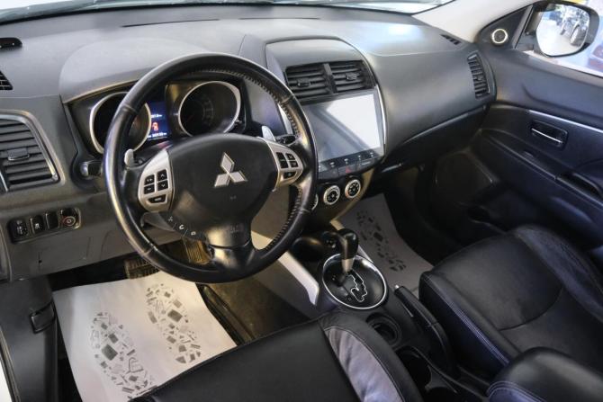 Mitsubishi ASX I с пробегом 2010 года, цена 1 119 000 рублей, 243000 км, внедорожник, Автокод Объявления
