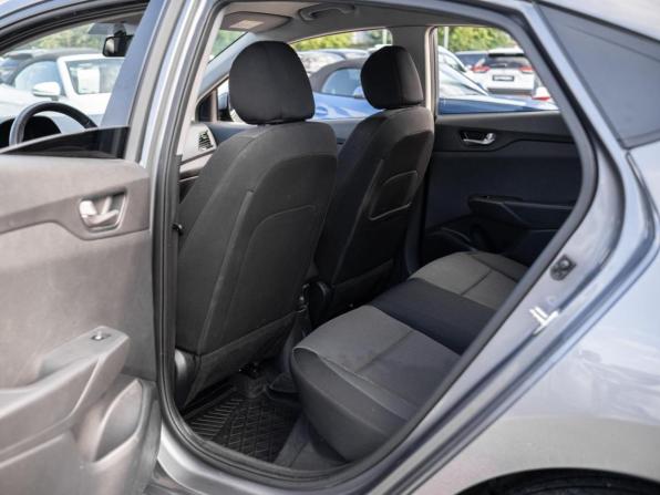 Hyundai Solaris II Рестайлинг с пробегом 2021 года, цена 1 749 000 рублей, 76423 км, седан, Автокод Объявления