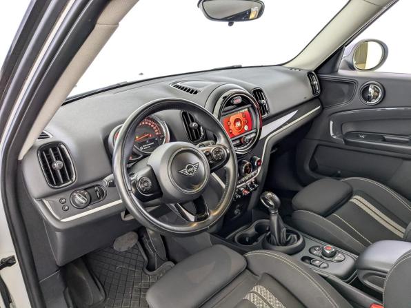 Mini Countryman II с пробегом 2018 года, цена 2 650 000 рублей, 87205 км, внедорожник, Автокод Объявления