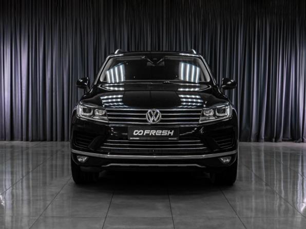 Volkswagen Touareg II Рестайлинг с пробегом 2015 года, цена 2 999 000 рублей, 193008 км, внедорожник, Автокод Объявления
