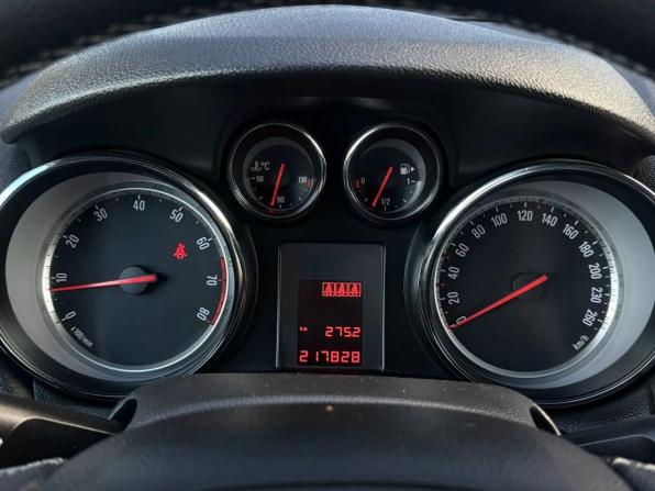 Opel Mokka I с пробегом 2014 года, цена 800 000 рублей, 217827 км, внедорожник, Автокод Объявления